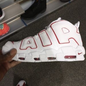 Meet your Posher, Bobby